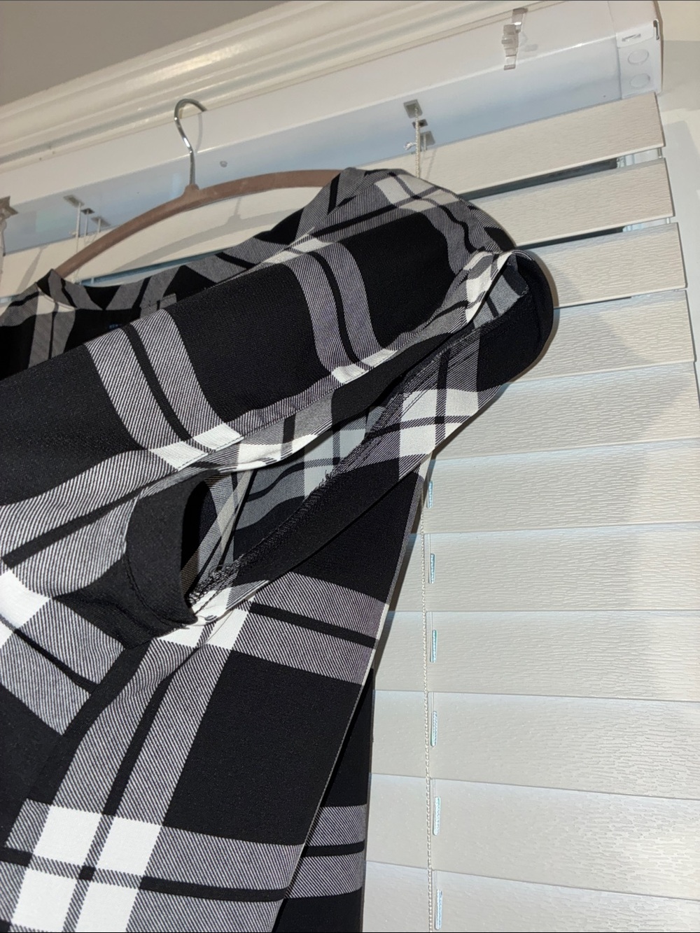 loralette Black and White Plaid Short Sleeve Tunic - Picture 8 of 10